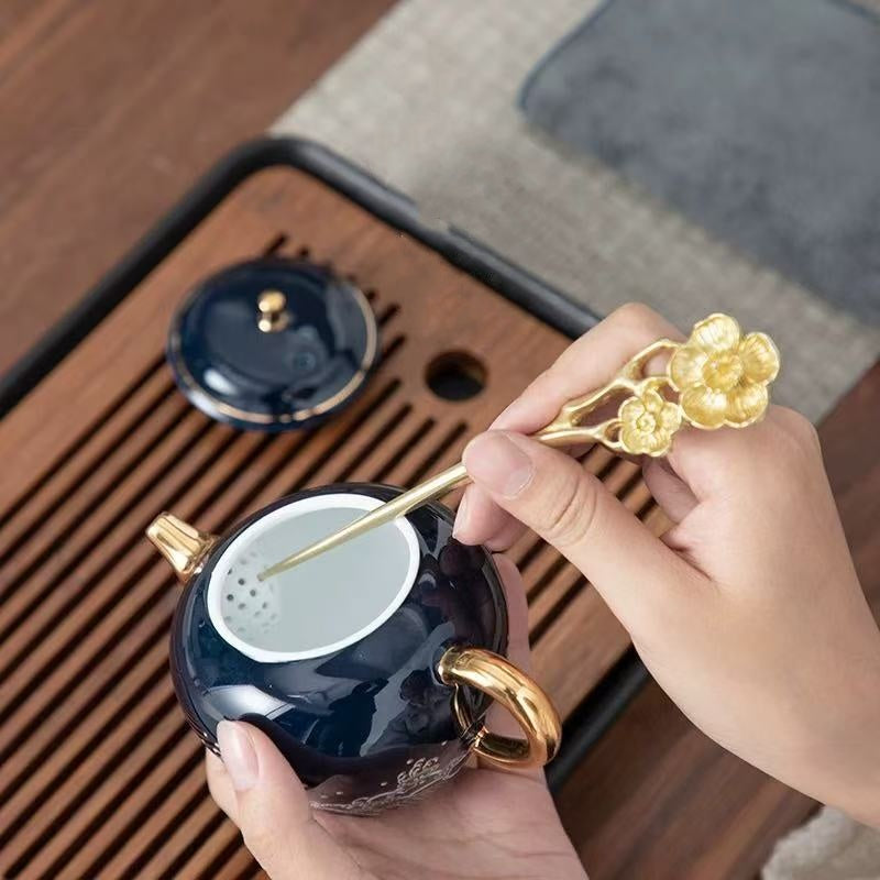 Plum Blossom Copper Tea Needle