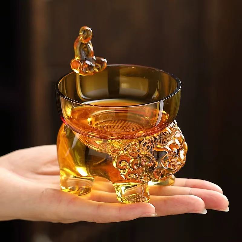 Lion Tea Seperator with Holder