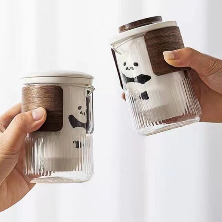 #177 Happy Panda Portable Tea Set