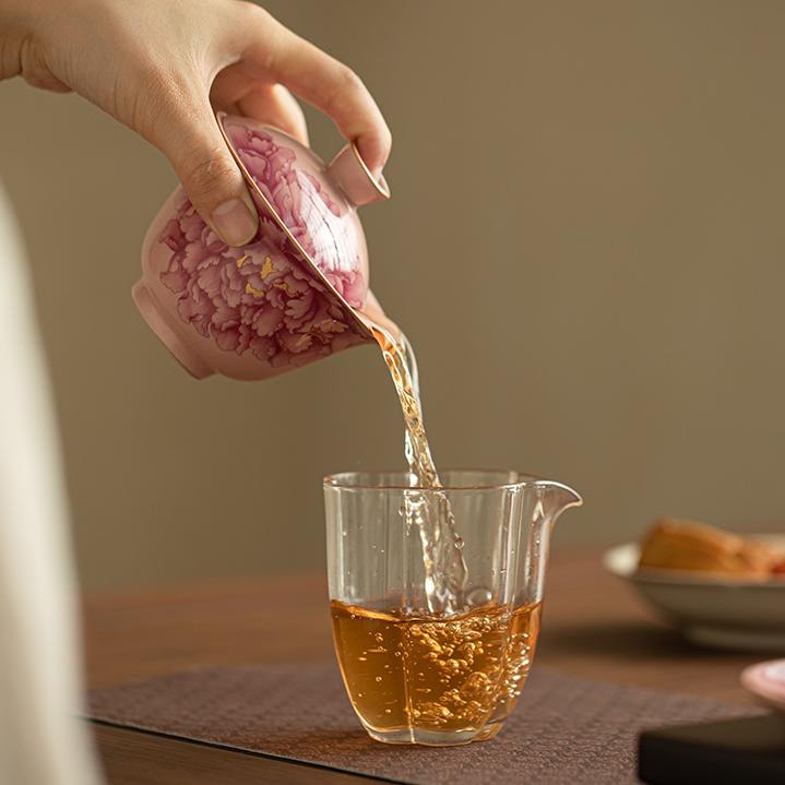 Pink Peony Ceramic Gaiwan