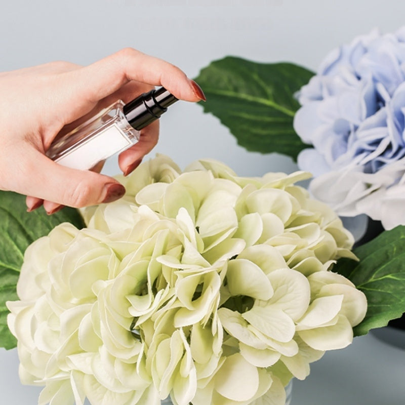 The Beauty And Fragrance Of Nature Into Your Home With Realistic Hydrangea Scented Diffuser