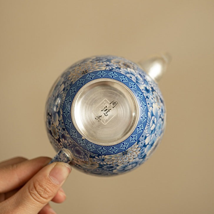 Luxurious and Elegant 999 Pure Silver Gilded Silver Traditional Chinese Design Tea Set