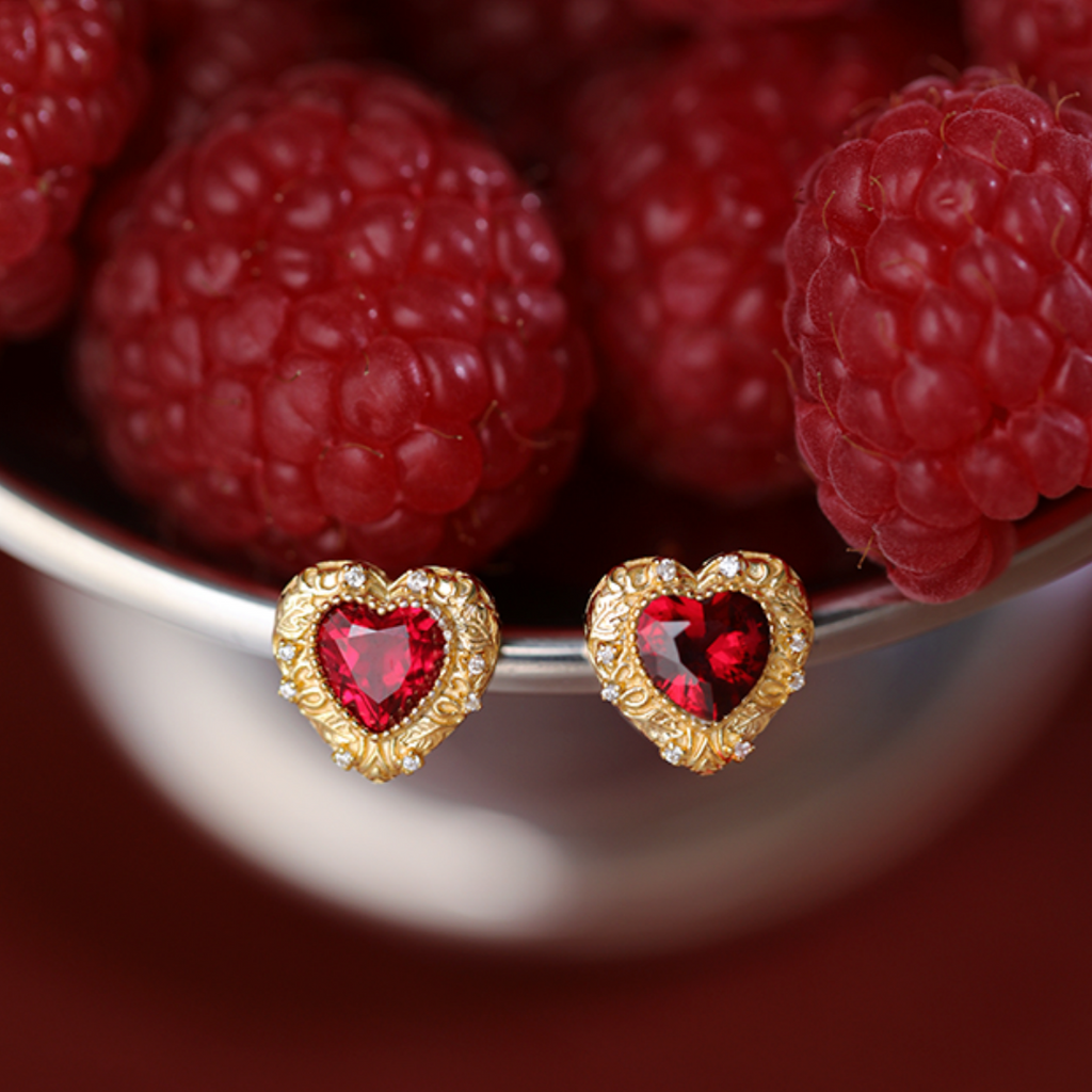 Cherry Box Retro Design High-end Cultured Ruby Heart-shaped Sterling Silver Earrings&Necklace