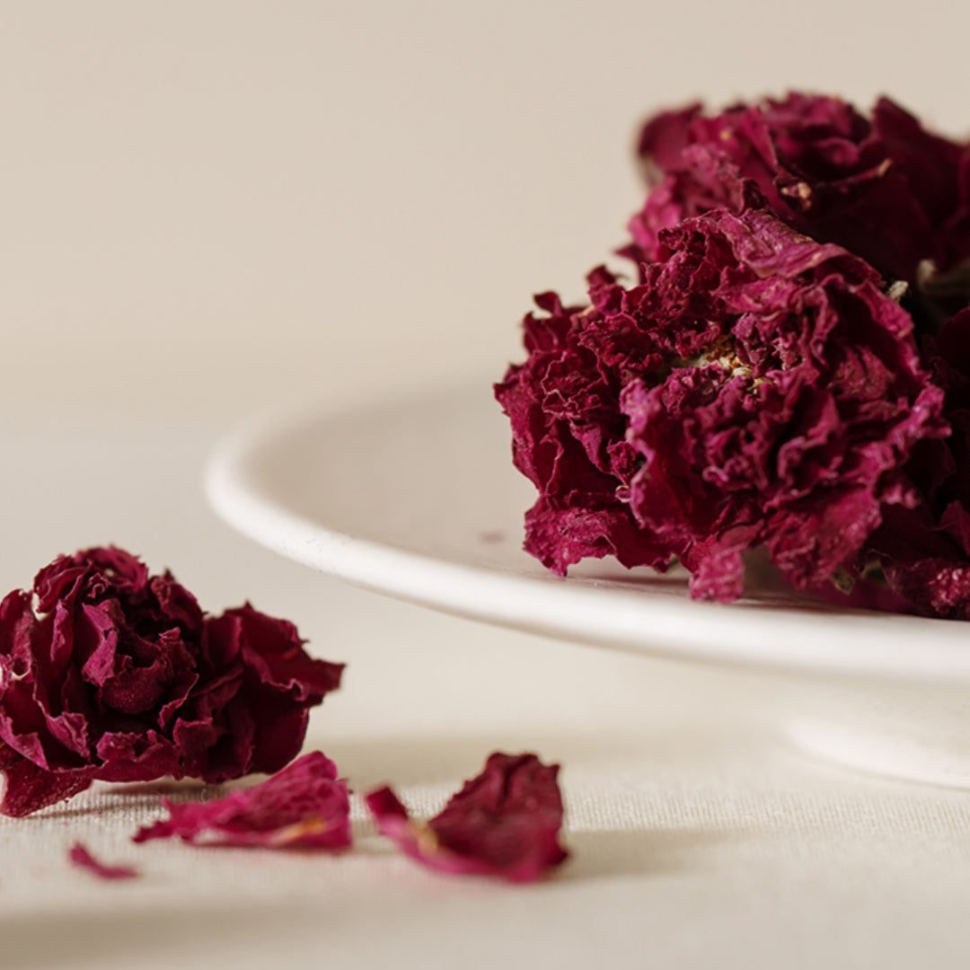 Astragalus & Fresh Donkey-Hide Gelatin Rose Elixir Pieces – Herbal Revival for Modern Women