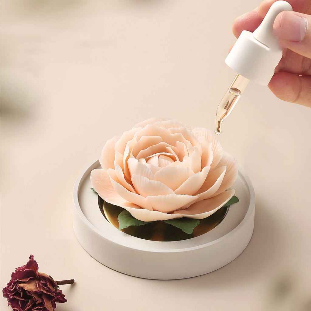 Intangible Cultural Heritage White Porcelain Camellia Flower Scented Aroma Diffuser Gift Set – Handcrafted Ceramic Reed Diffuser with Natural Essential Oils