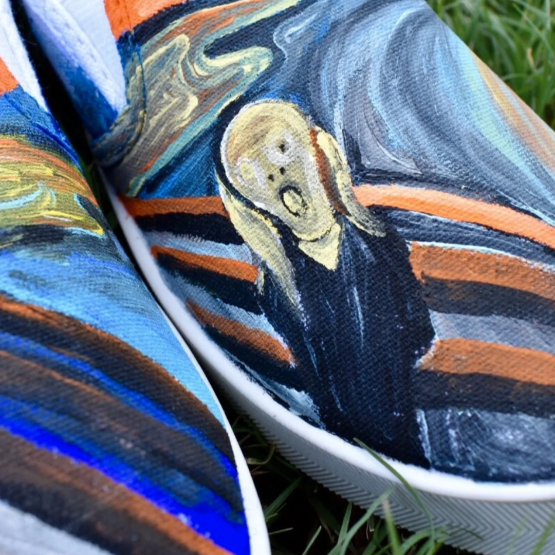 #008 Scream Theme Hand-Painted Canvas Shoes