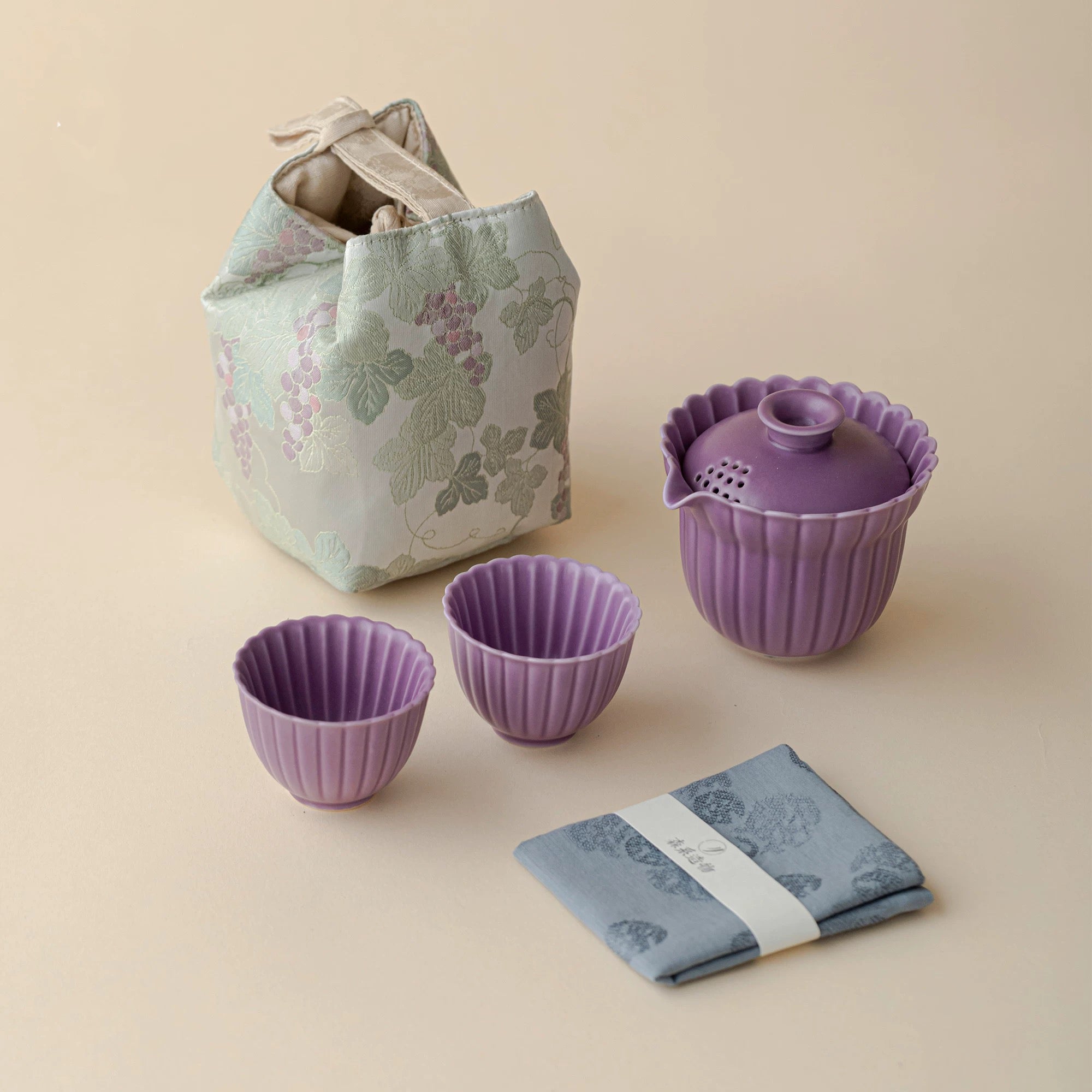 Purple Ru Glaze Chrysanthemum Petal Tea Cup and Fairness Cup Tea Set 150ml