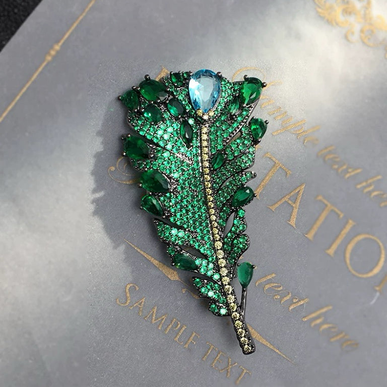 Luxurious Peacock Green Feather Brooch High-end Women's Brooch