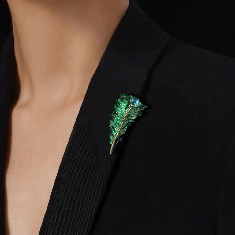 Luxurious Peacock Green Feather Brooch High-end Women's Brooch