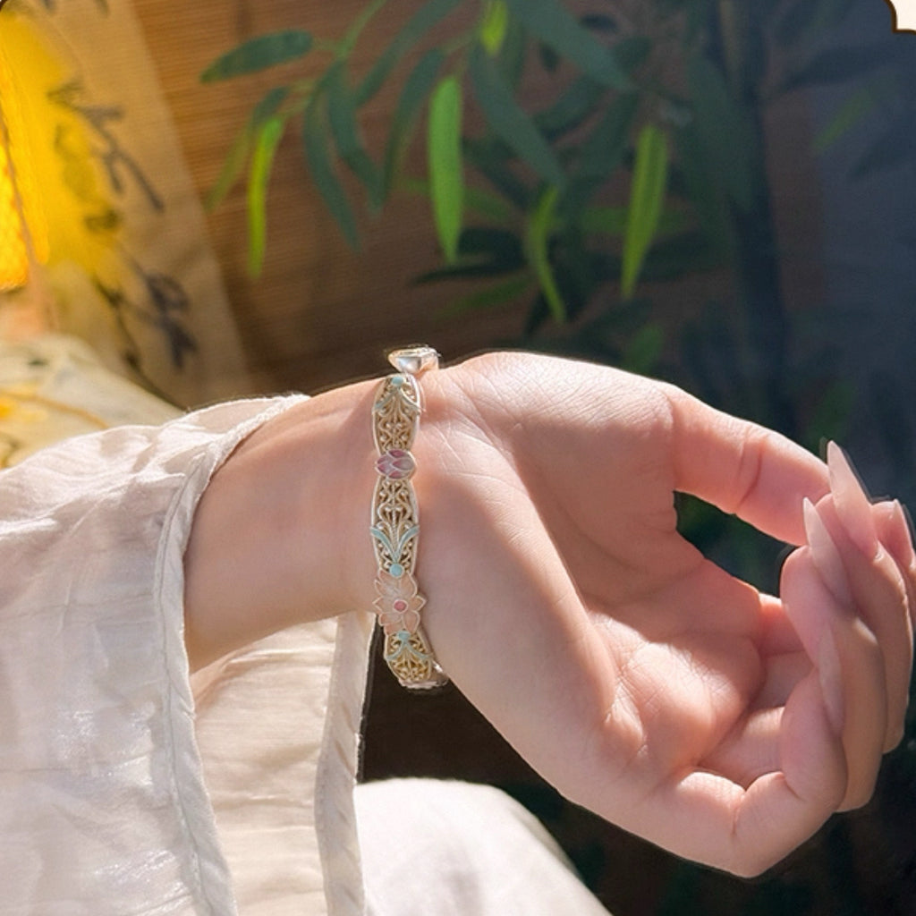 Silver Lotus Bangle – Premium S9999 Pure Silver Cuff Bracelet with Chinese Floral Motifs