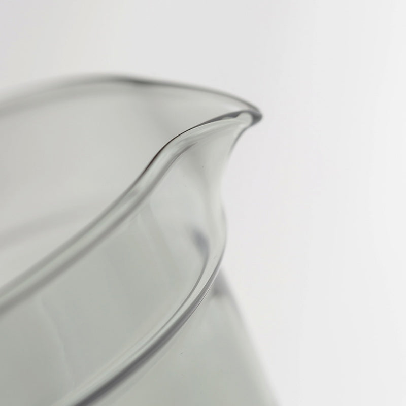 A beautifully crafted collection Ceramic Rabbit Travel Tea Set