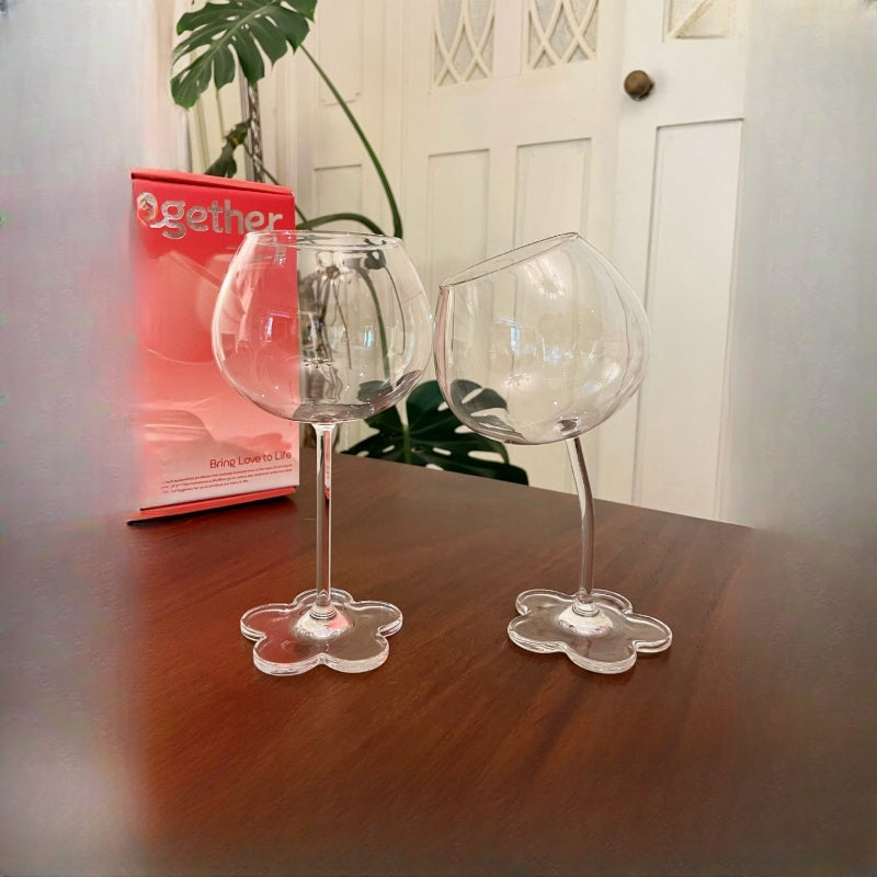 Handcrafted Curved Stem Wine Champagne Couple Glasses