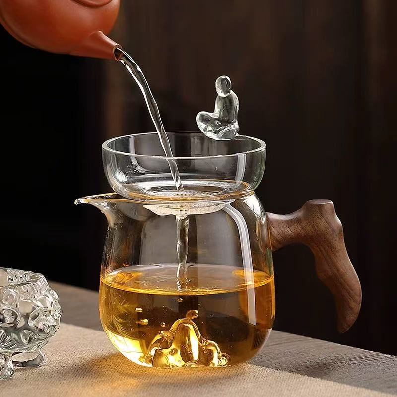 Lion Tea Seperator with Holder