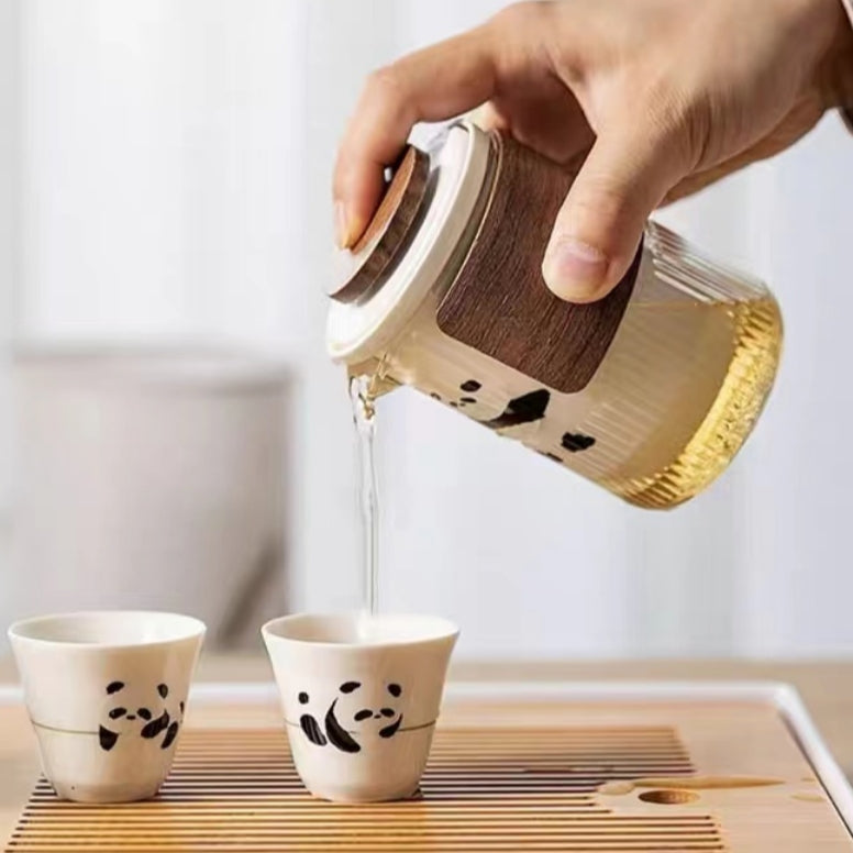 #177 Happy Panda Portable Tea Set