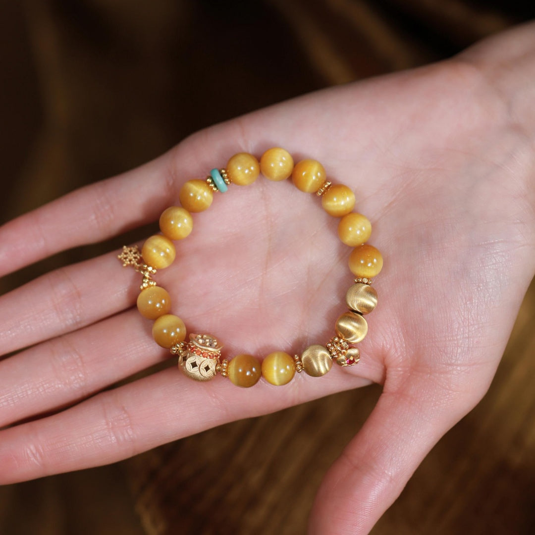 Daily Wealth Retro-inspired Versatile Tiger Eye Stone Bracelet with Ancient Gold Craftsmanship