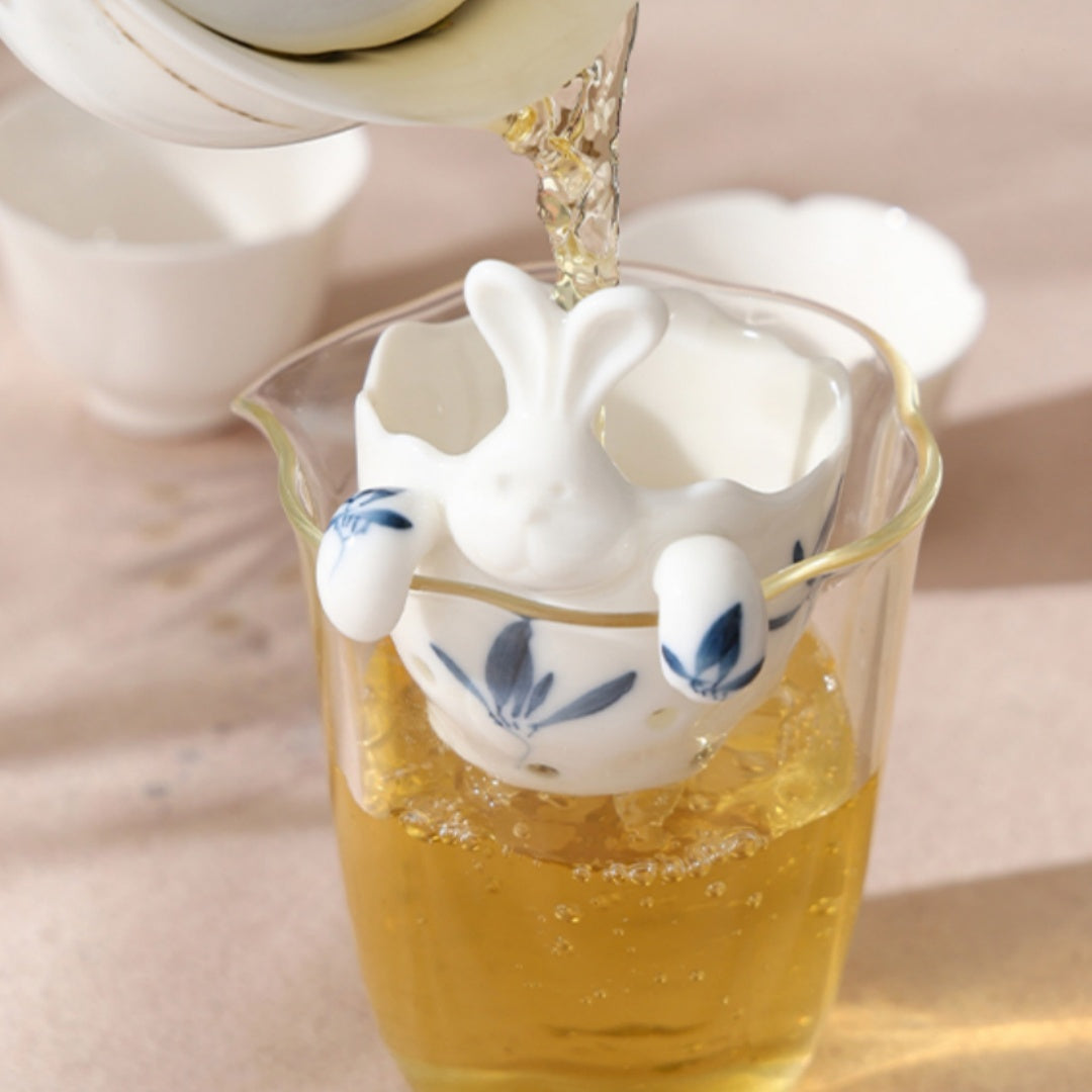 Rabbit Tea Strainer - Hand-Painted Orchid Design Tea Filter Tea Cup and Fairness Cup Set