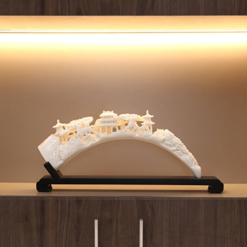 Eco Friendly Resin Home Decor Art Piece Handcrafted Sculpture for Elegant Living Spaces