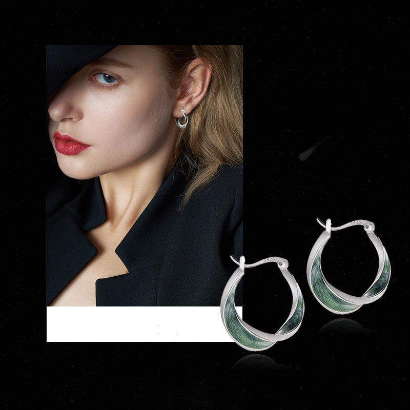 French Eternal Light Luxury Earrings - Minimalist and Chic Mobius Loop Design