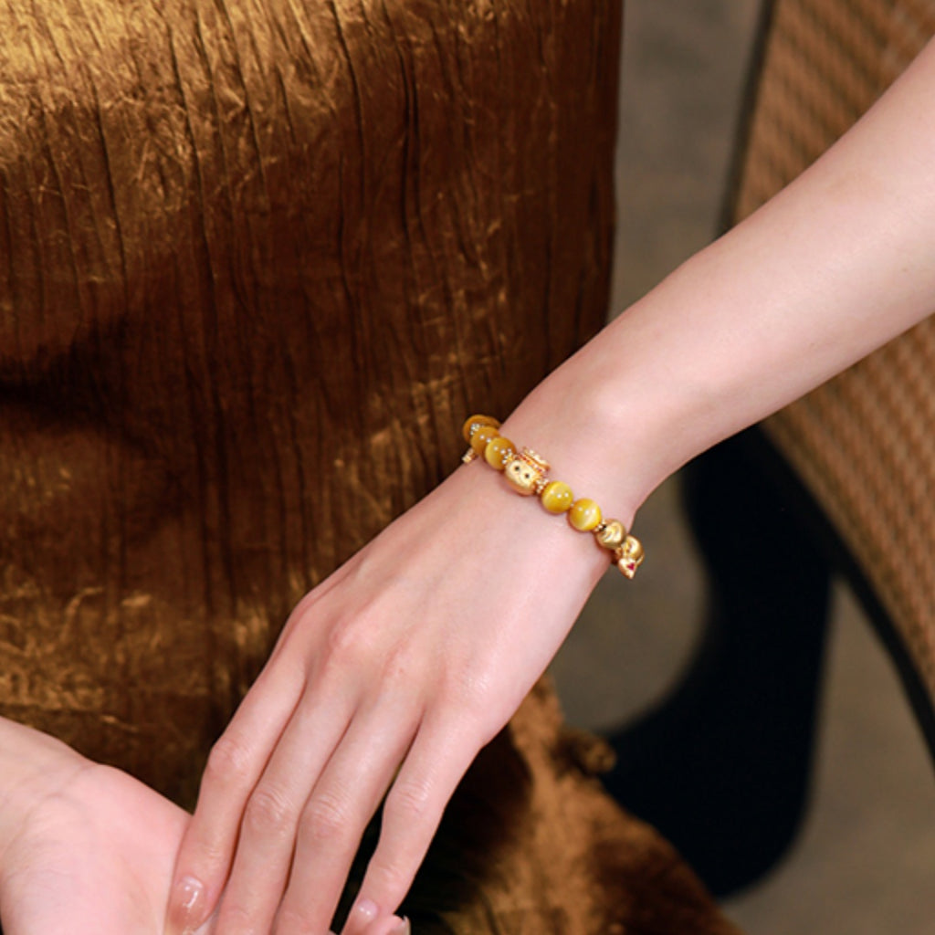 Daily Wealth Retro-inspired Versatile Tiger Eye Stone Bracelet with Ancient Gold Craftsmanship