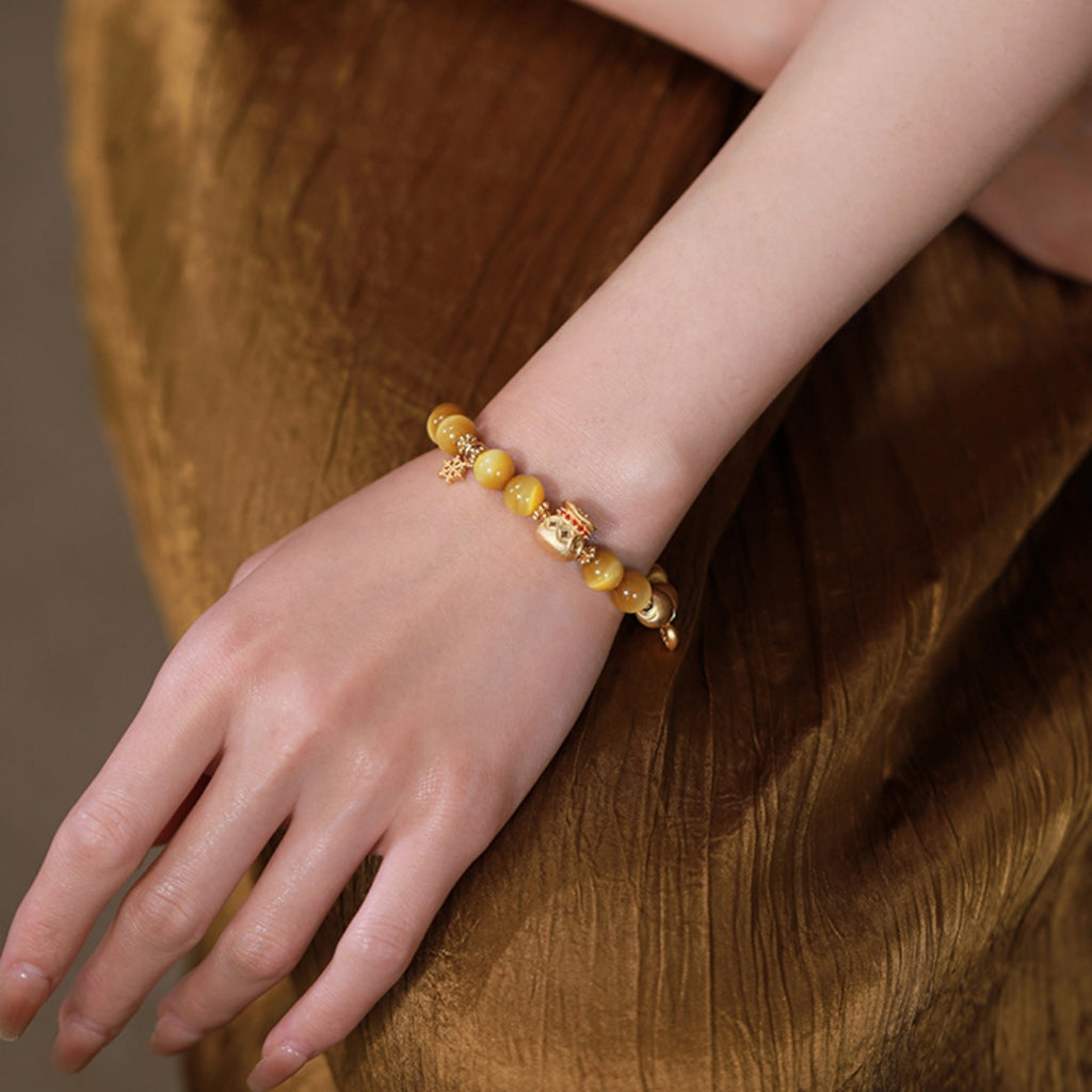 Daily Wealth Retro-inspired Versatile Tiger Eye Stone Bracelet with Ancient Gold Craftsmanship