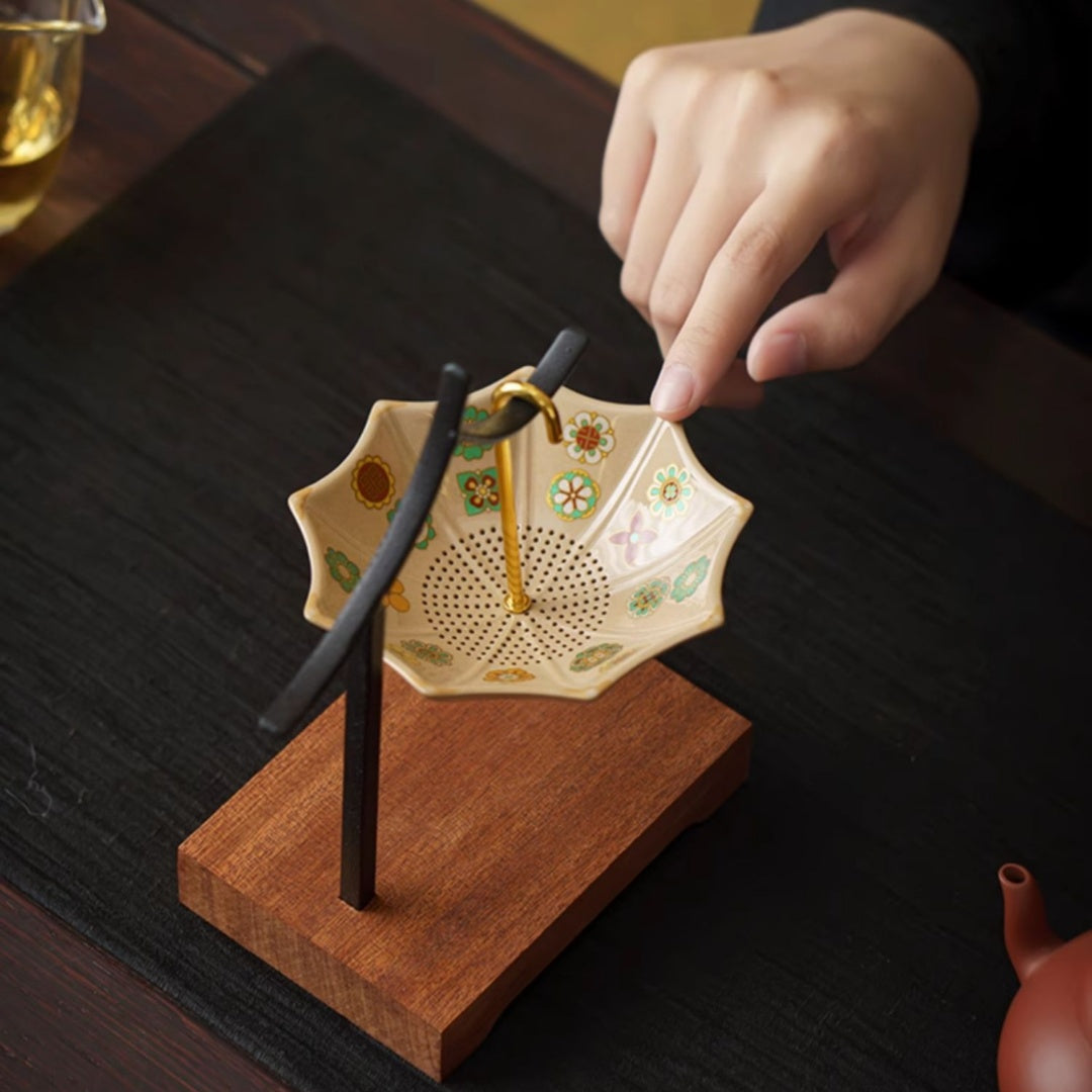 Umbrella-Shaped Ceramic Tea Filter - Creative Tea Leaf Strainer with Stand