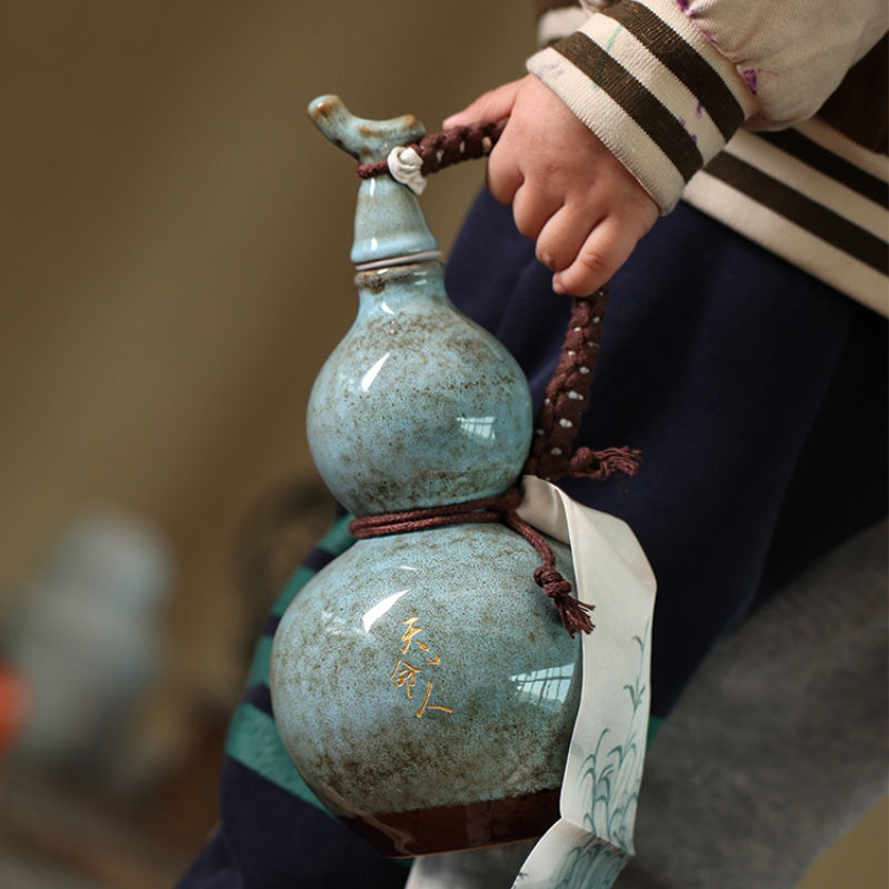 Handcrafted Ancient Style Ceramic Gourd Wine and Water Pot