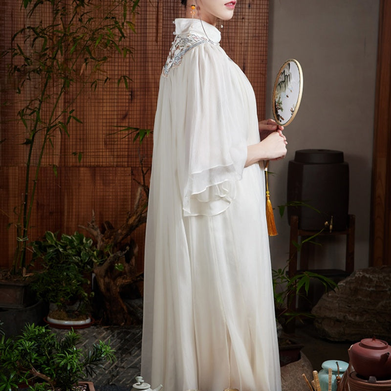 The World Of Timeless Elegance With Chinese-Style Mulberry Silk Cloud Collar Cheongsam Retro Dress