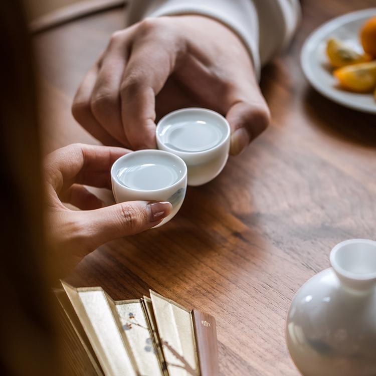 Blue Print Oriental Jingdezhen Liquor Set