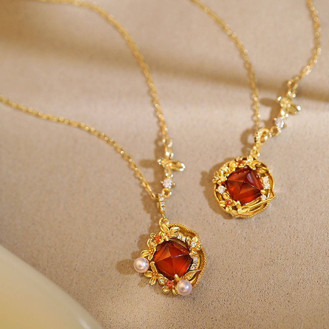Osmanthus Pudding Garnet Sugar Loaf Cut Necklace - Vintage Sterling Silver Collarbone Chain for Women