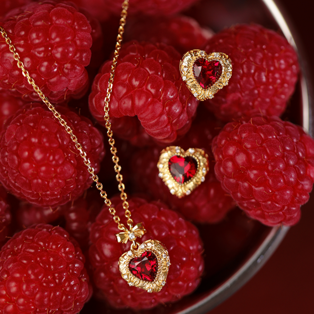 Cherry Box Retro Design High-end Cultured Ruby Heart-shaped Sterling Silver Earrings&Necklace