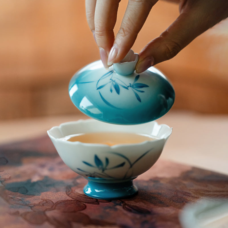 Hand Painted Butterfly Orchid Gradient Gaiwan Tea Cup