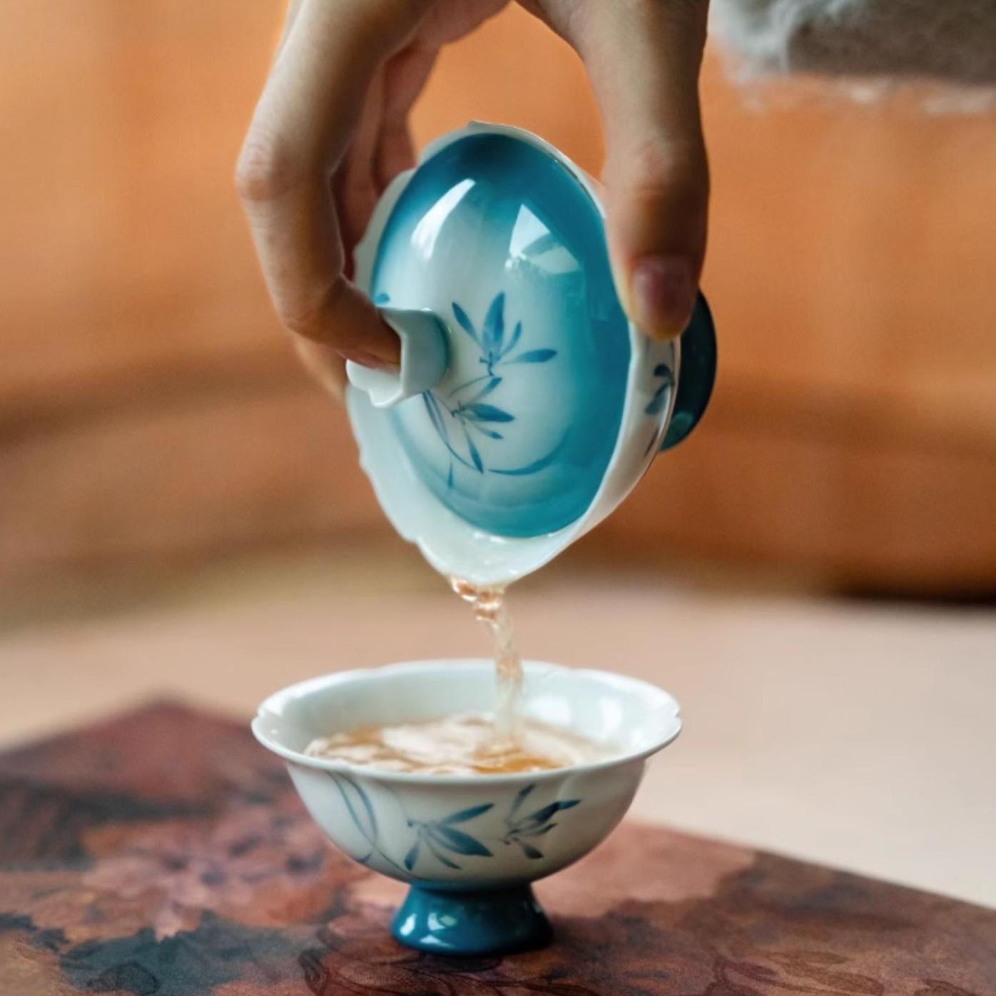 Hand Painted Butterfly Orchid Gradient Gaiwan Tea Cup