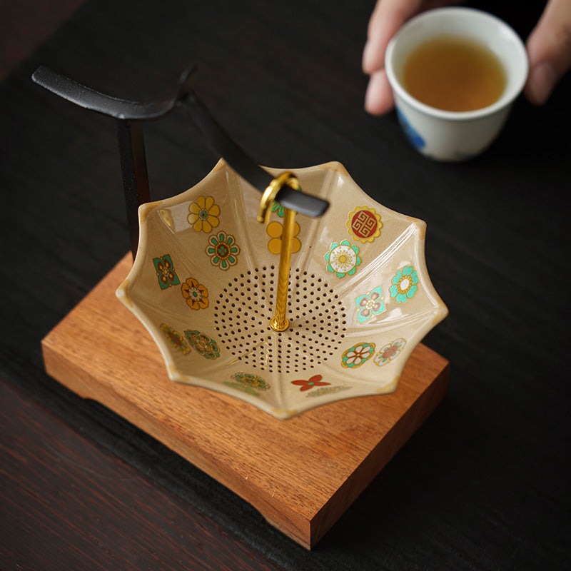 Umbrella-Shaped Ceramic Tea Filter - Creative Tea Leaf Strainer with Stand