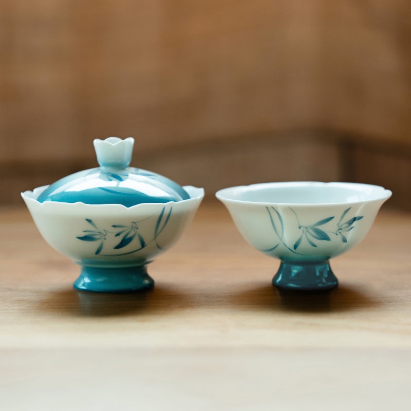 Hand Painted Butterfly Orchid Gradient Gaiwan Tea Cup