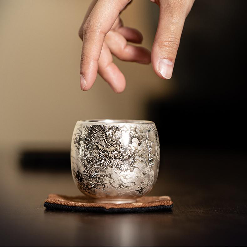 Dragon-Patterned Silver-Glazed Tea Cup