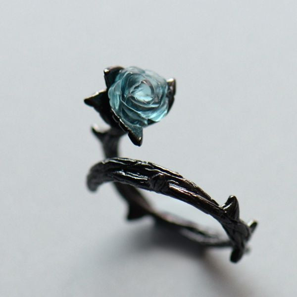 #J7 Vintage Rose and Thorn Rings