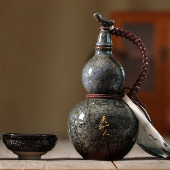 Handcrafted Ancient Style Ceramic Gourd Wine and Water Pot
