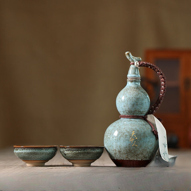 Handcrafted Ancient Style Ceramic Gourd Wine and Water Pot