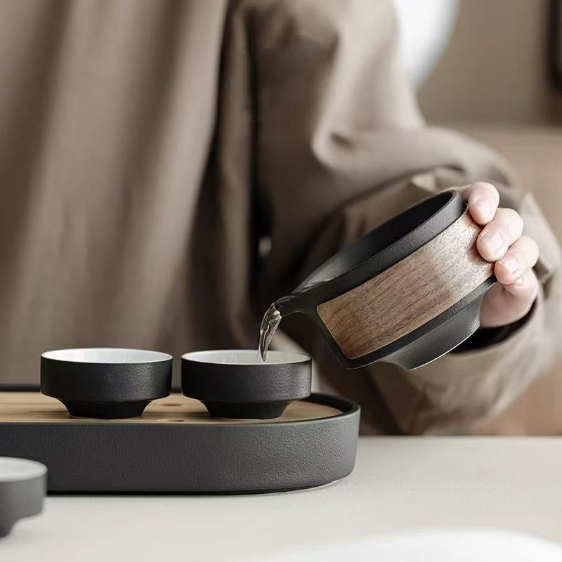 Automatic Rotating Tea Set