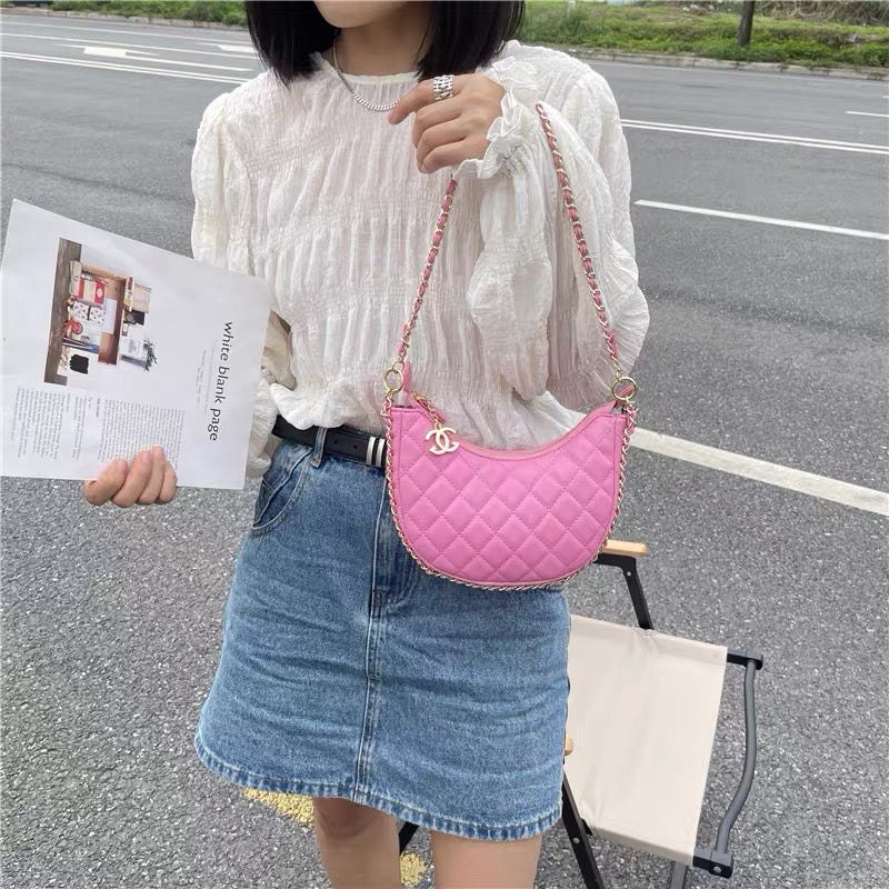 #207 Crescent-Shaped Chain Hobo Handbag