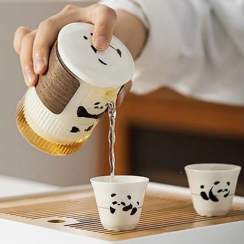 #177 Happy Panda Portable Tea Set