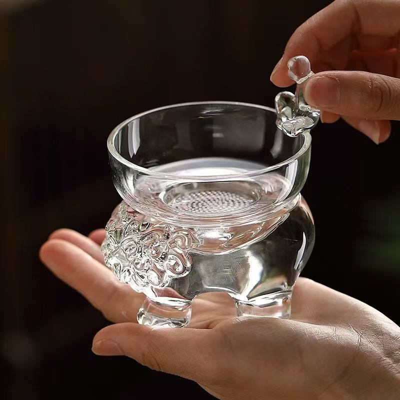 Lion Tea Seperator with Holder