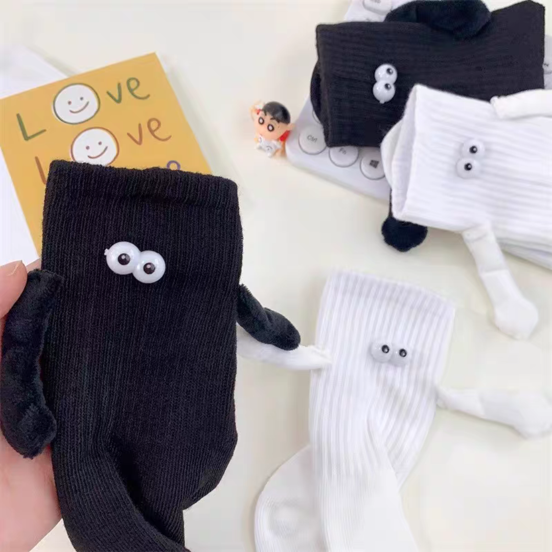 #125 Novelty Couple Holding Hands Socks