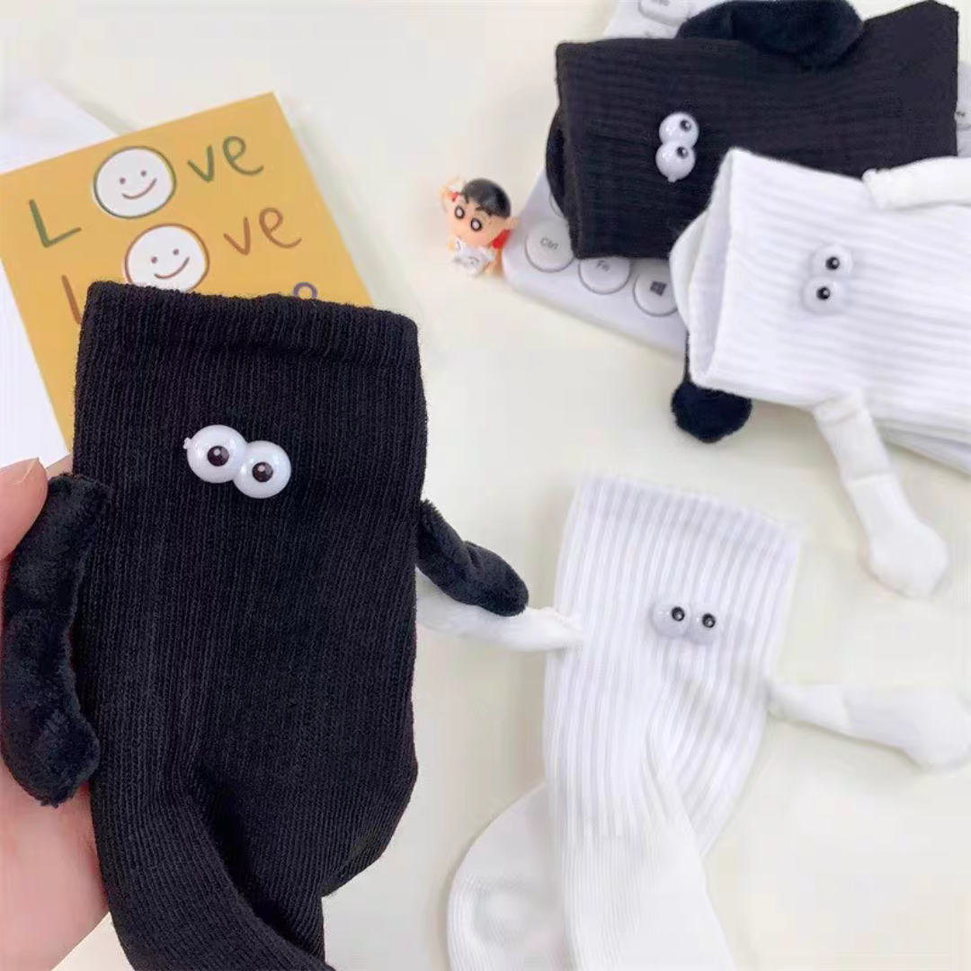 #125 Novelty Couple Holding Hands Socks