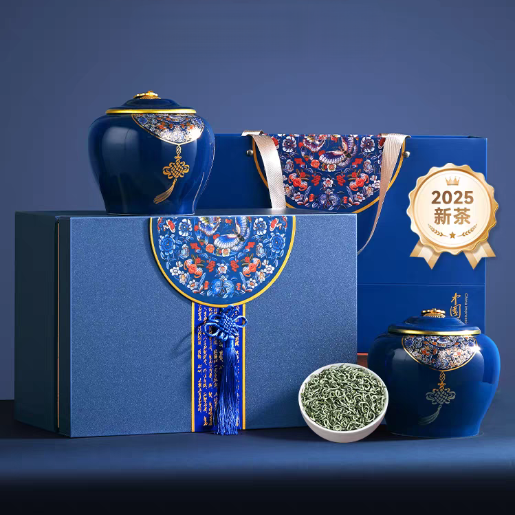 2025 First Flush Biluochun Green Tea Gift Box 400g